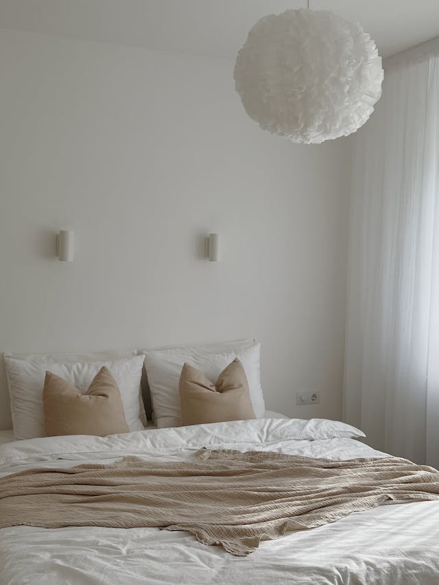 Neutral bedroom